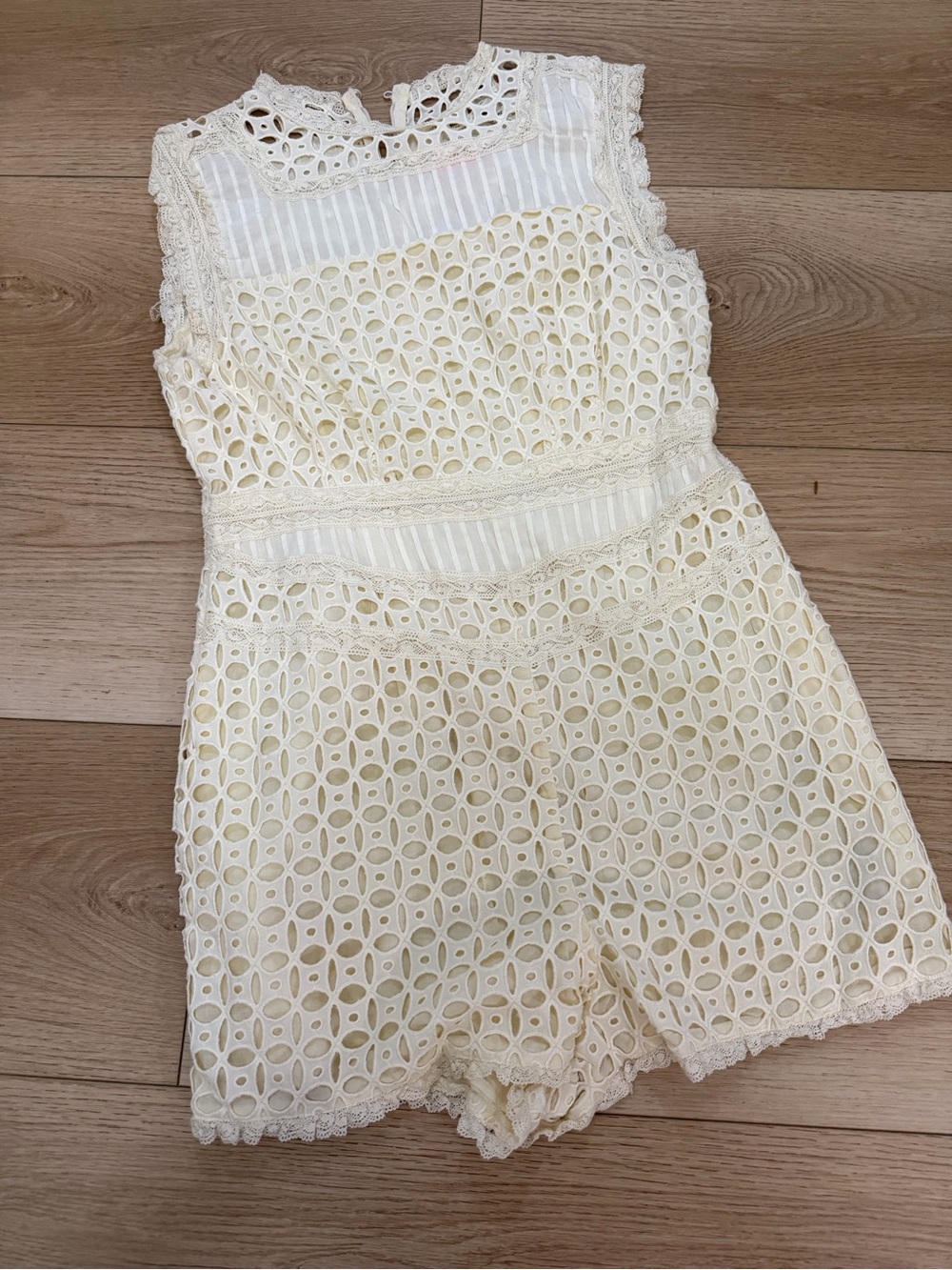 Free People Cream Eyelet Lace Romper Size 12 NWT Boho Crochet Overlay Ivory
